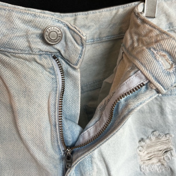🩵 PacSun High Rise Festival Distressed Jean Shorts | Size 29 EUC - Picture 8 of 16